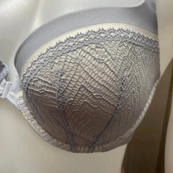😍Victoria  Secret Bra 34 DD - Picture 4 of 10